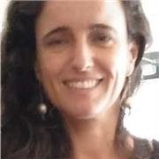 Doy clases de Portugués (soy portuguesa), proporcionando fluidez en la conversación y puedo ayudar bastante con una buena pronunciación. Saludos!